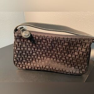Tommy Hilfiger Baguette Stlye Bag
